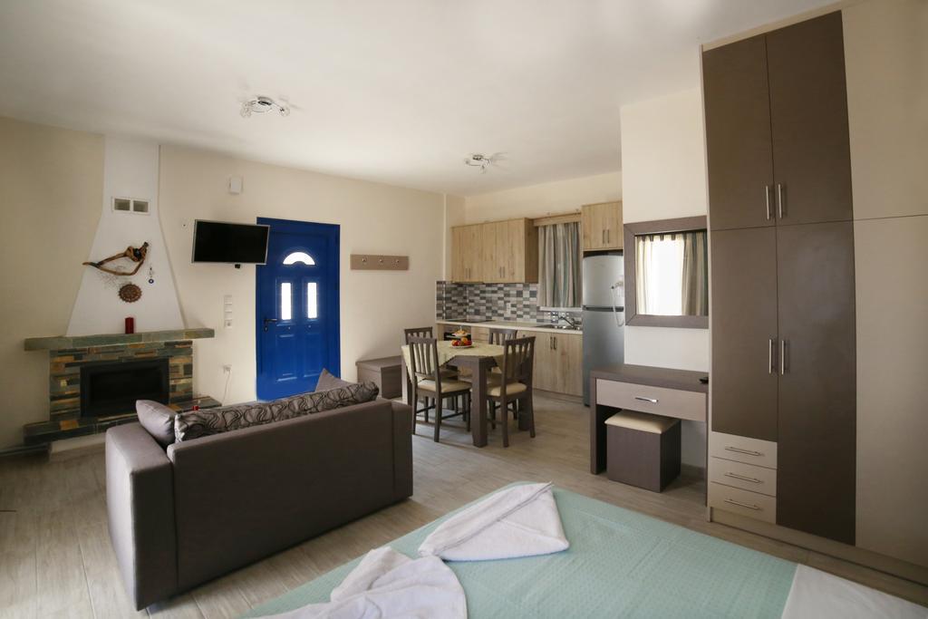 Blue Seaside Studios Fanari  Room photo